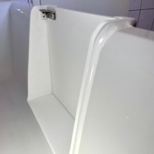 Schritt 3 : Abdichten der eingebauten Badewannentür