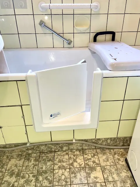 Badewannentuer von Wansa Badkonzept